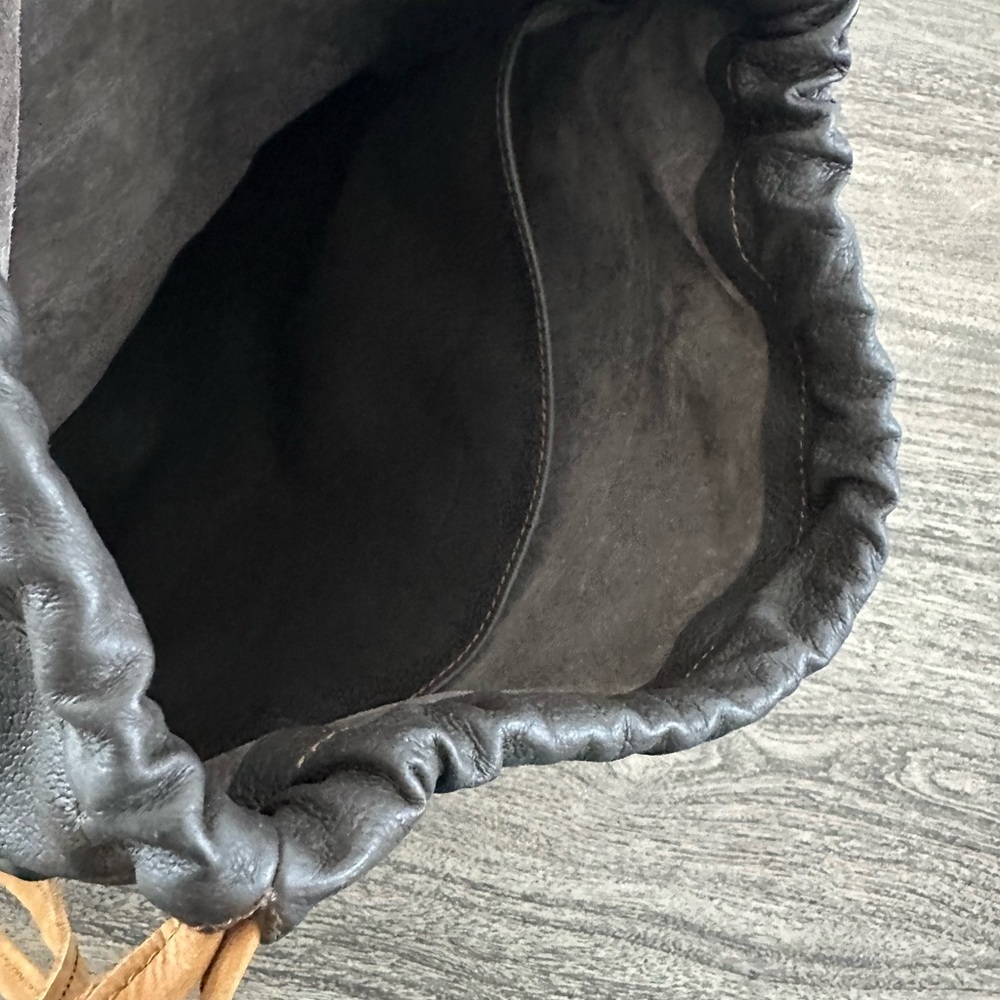 Hogsback Leather Co Drawstring Backpack - Picture 7 of 9